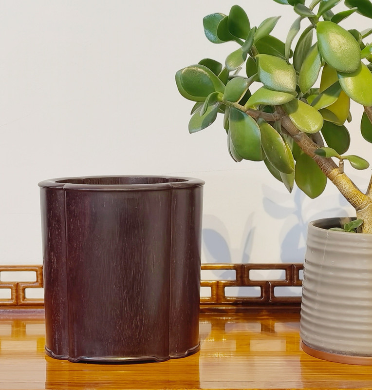 小葉紫檀葵形筆筒