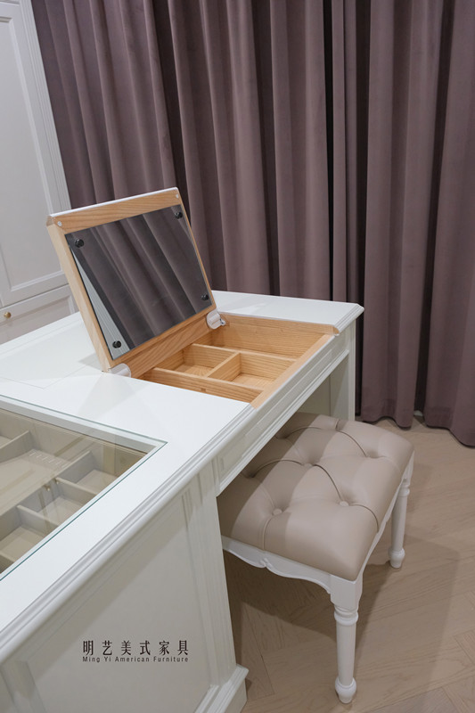 混油白蠟?zāi)径喙δ苁釆y臺(tái)